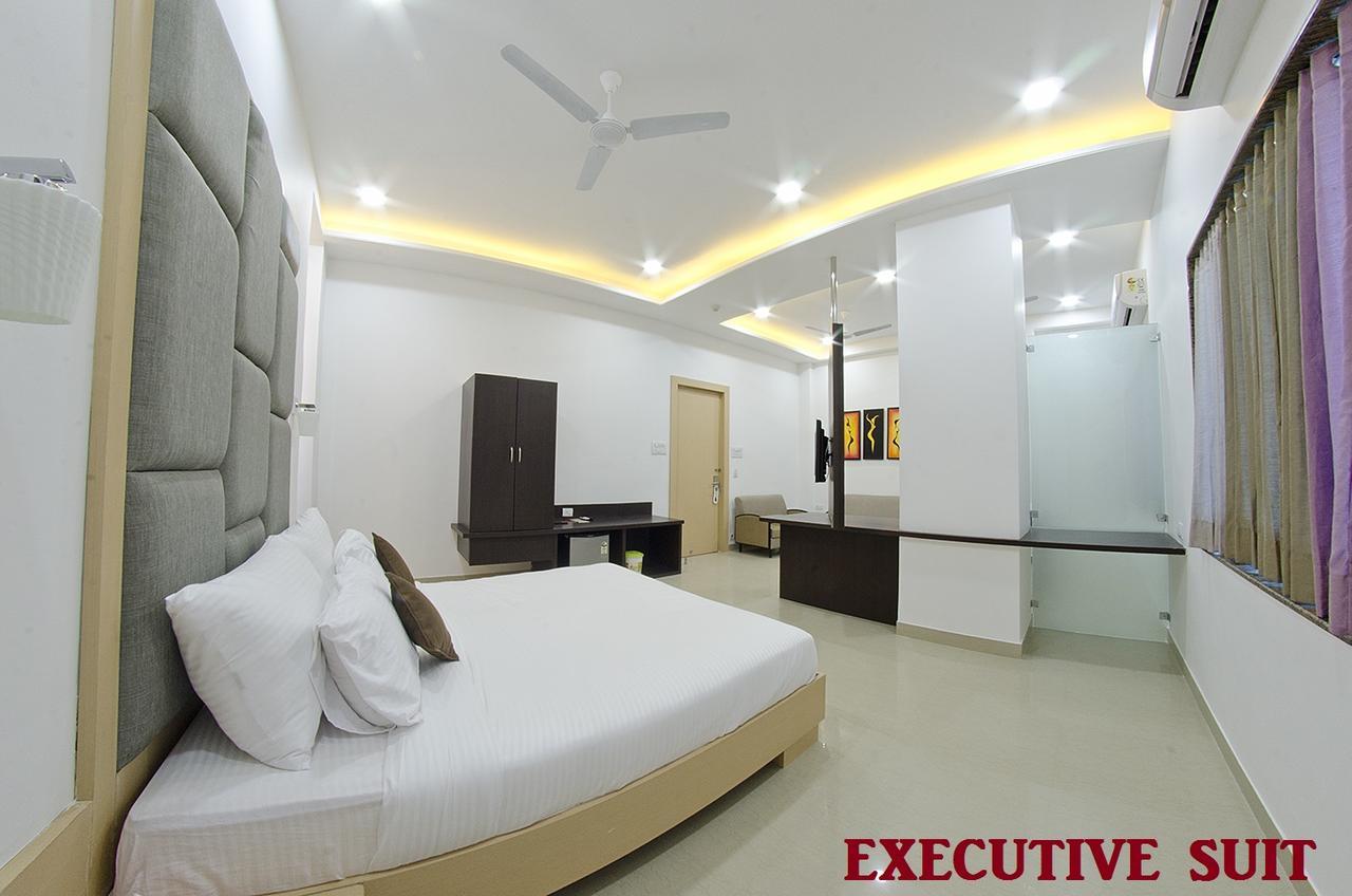 Jk Rooms 109 Hotel Mayur Nagpur Eksteriør billede