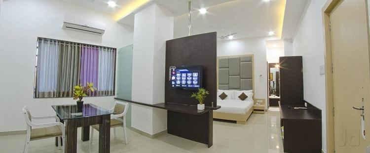 Jk Rooms 109 Hotel Mayur Nagpur Eksteriør billede
